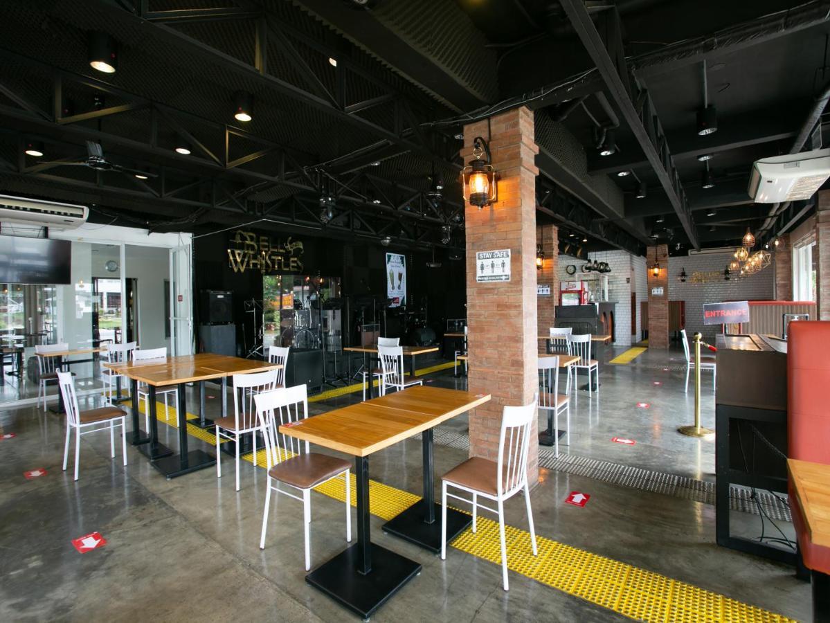 Hotel Capital O 642 The Junction Tagaytay Tagaytay City Exterior foto