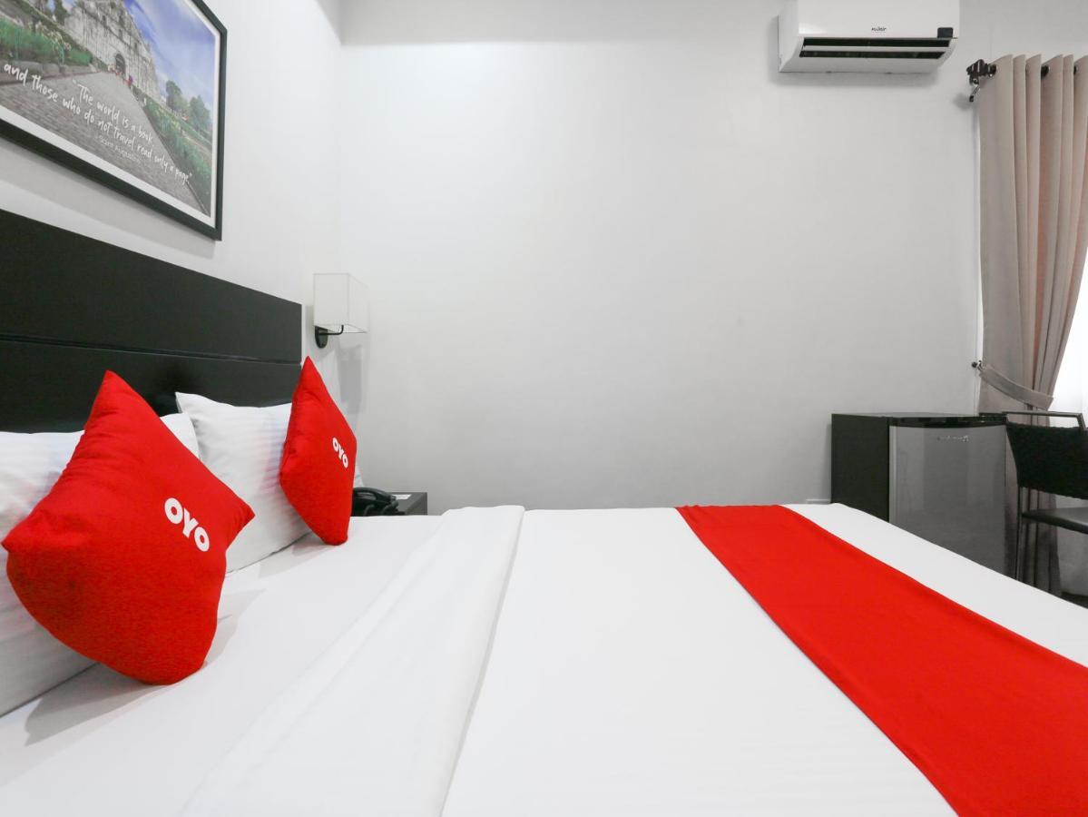 Hotel Capital O 642 The Junction Tagaytay Tagaytay City Exterior foto